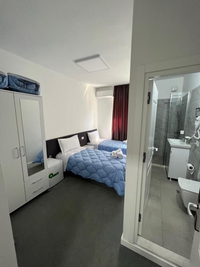 Skenderbej Rooms ติรานา ภายนอก รูปภาพ